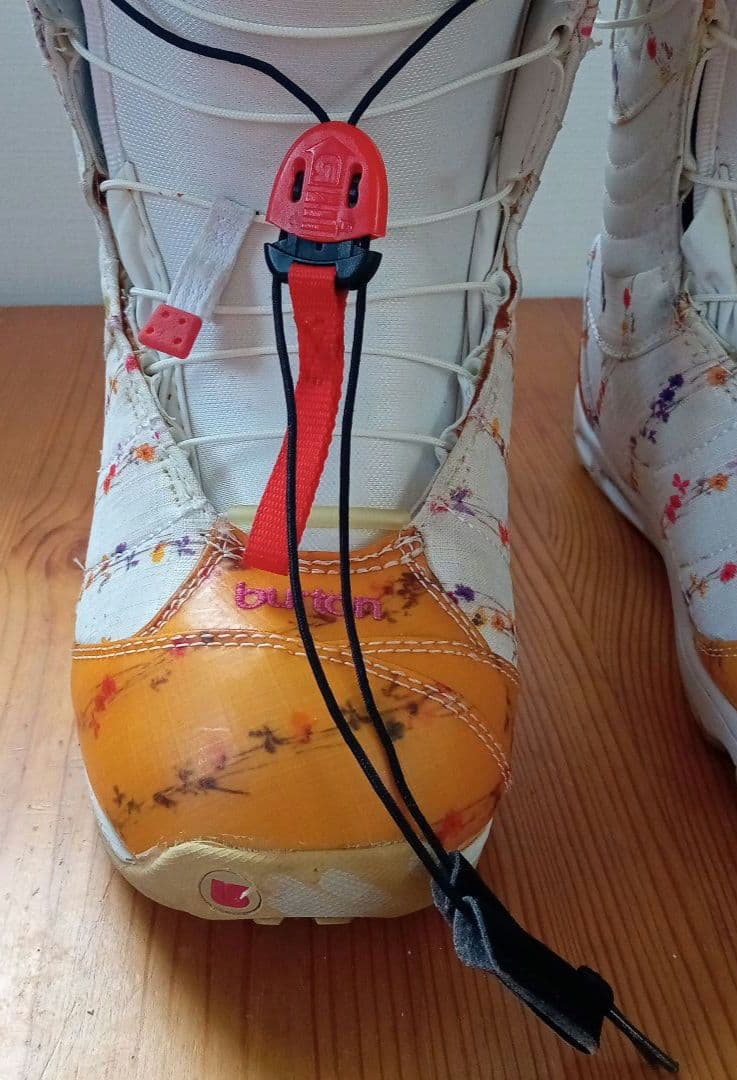 burton 女性用スノーボードブーツ