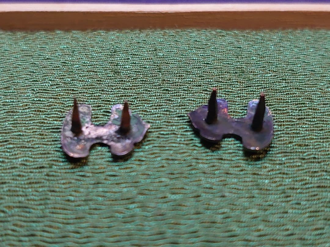 縁頭用のメクラ金具、燻し仕上げ銀