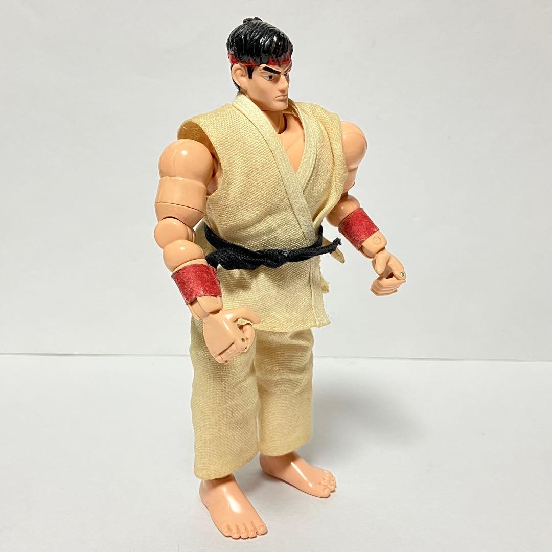 ストリートファイター　リュウ　可動式フィギュア　BANDAI 1993年 日本製