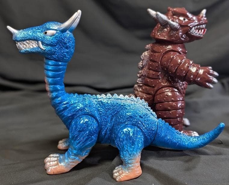 ゼロン＆ミドロン（マスダヤ復刻）「スペクトルマン」登場怪獣ソフビ２体セット