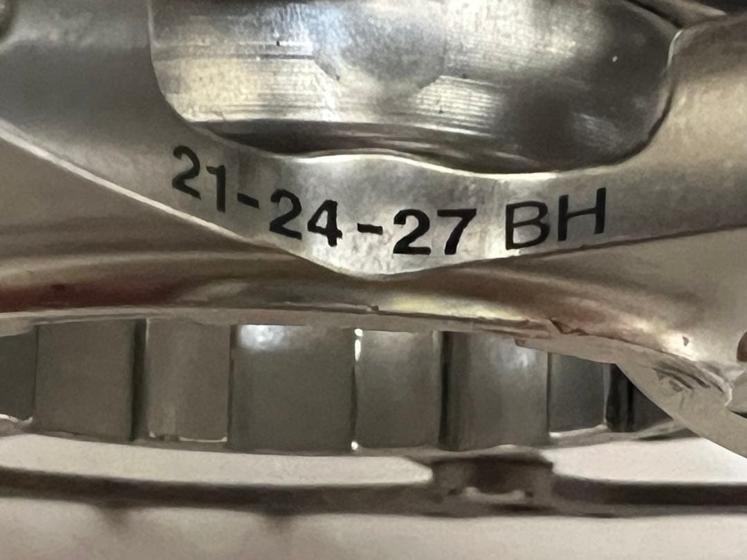 DURA-ACE 7700 9速スプロケット 12-27 新品から100km走行