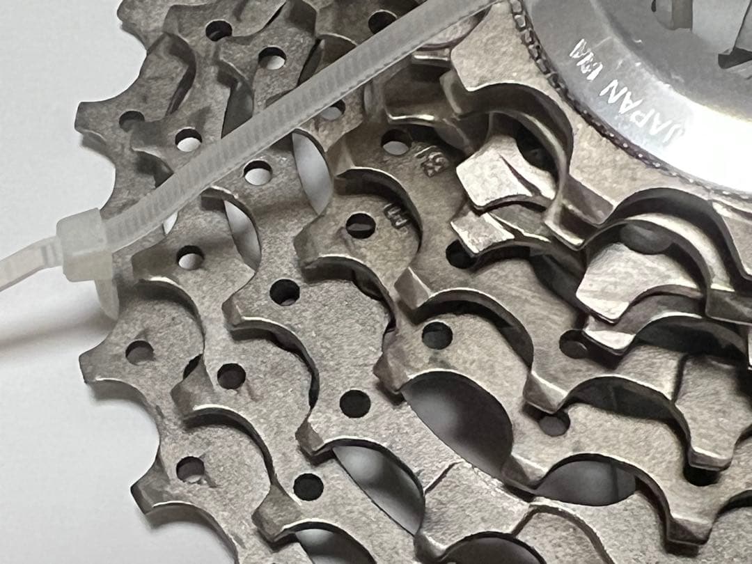 DURA-ACE 7700 9速スプロケット 12-27 新品から100km走行