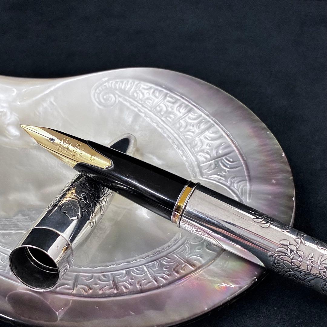 PILOT CUSTOM　万年筆 シルバーン　軸銀製　シルバー　ペン先K18 菊