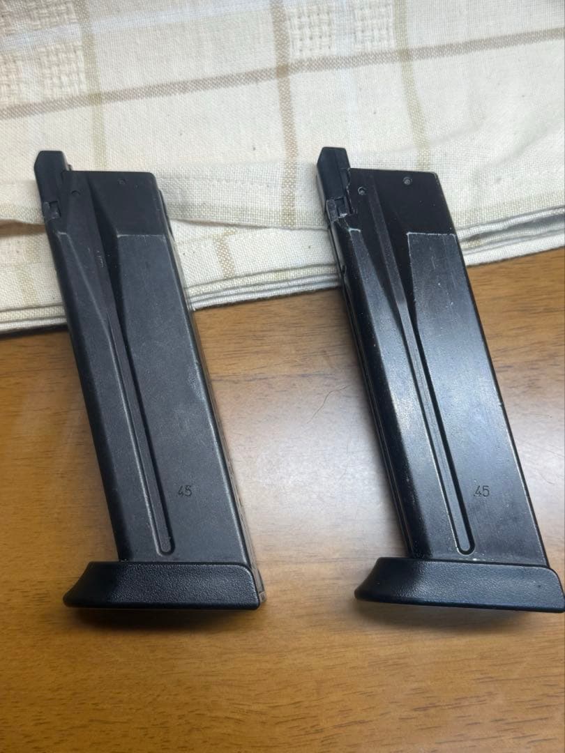 東京マルイ　HK45　予備マガジン付き