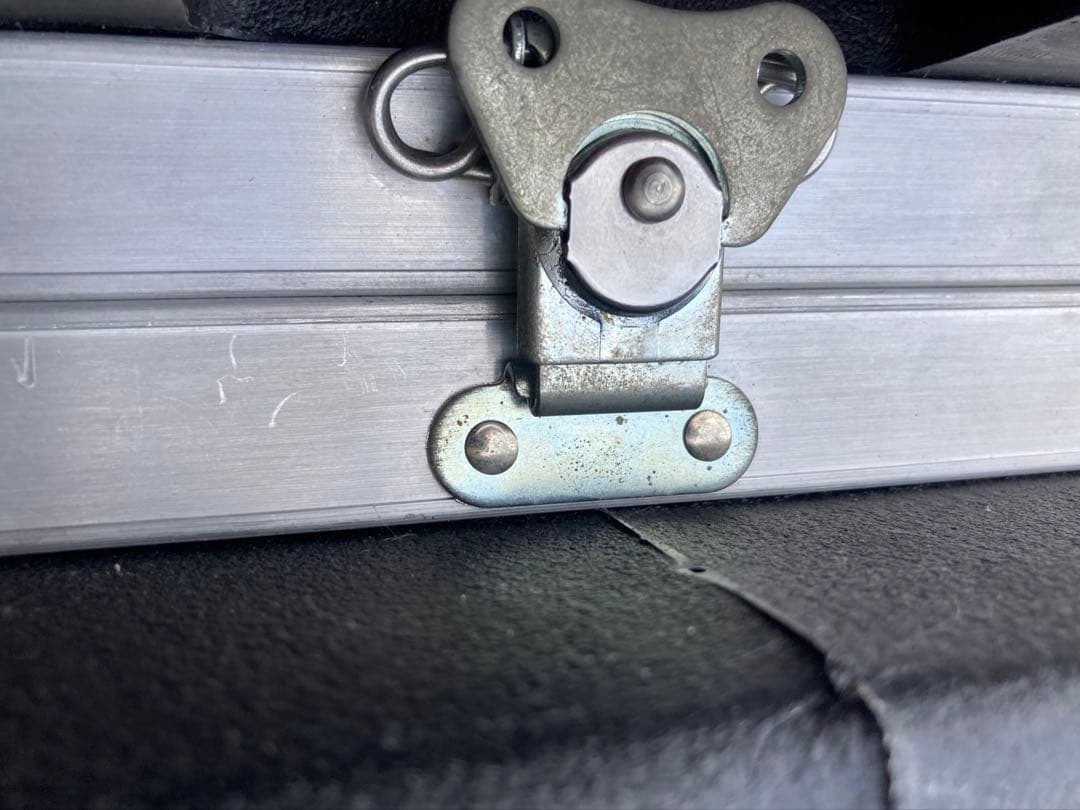 ラック　SKB 4U キャスター　取っ手付き