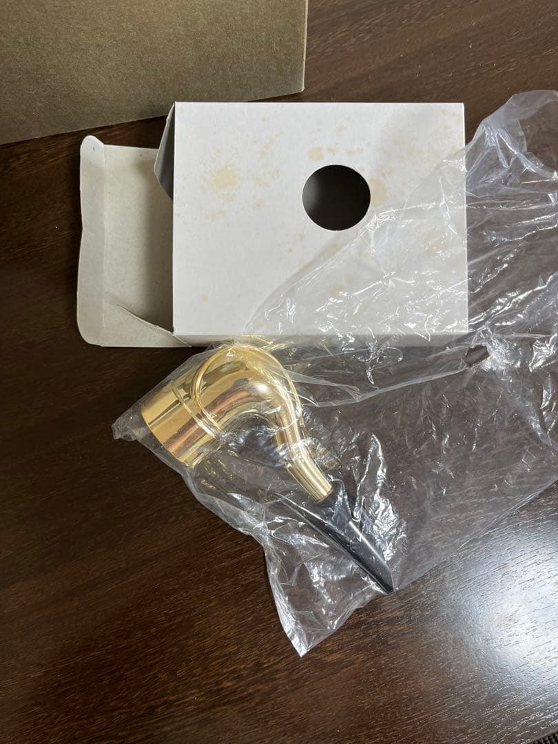 サントリー ピュアモルトウイスキー 山崎 楽器シリーズ サックスフォン型