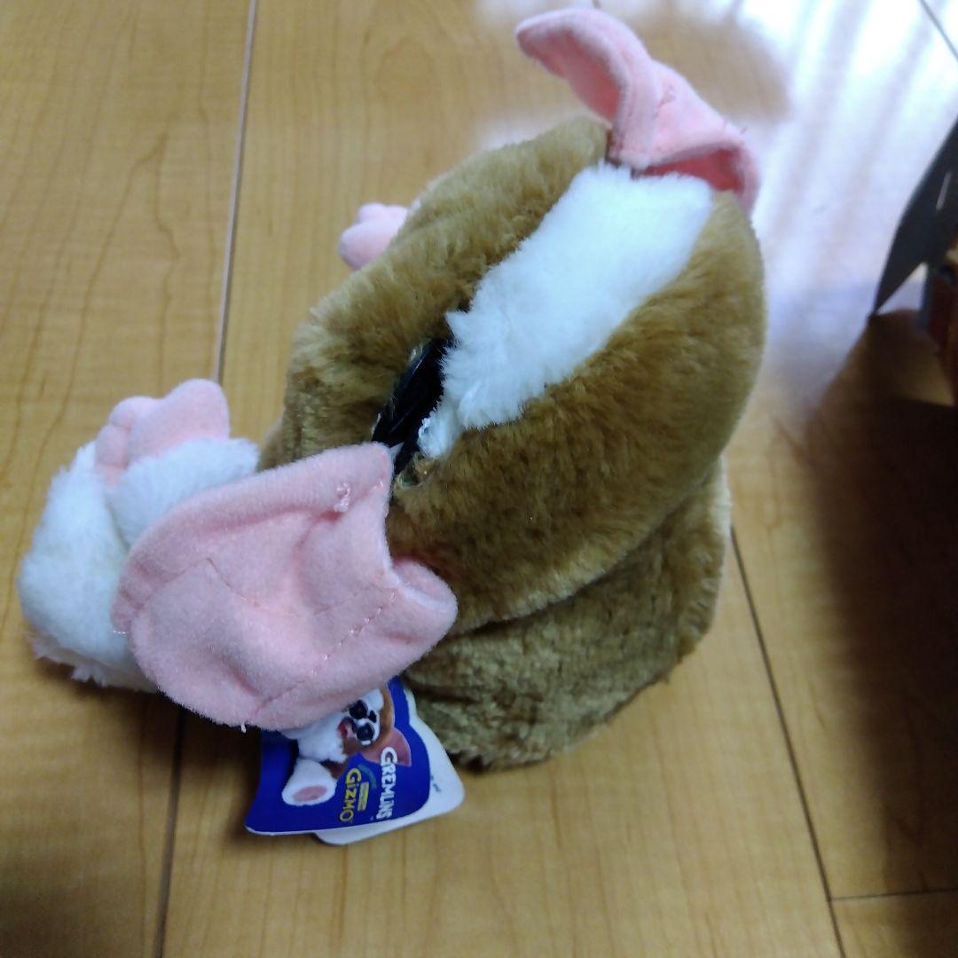 ファービー ギズモ