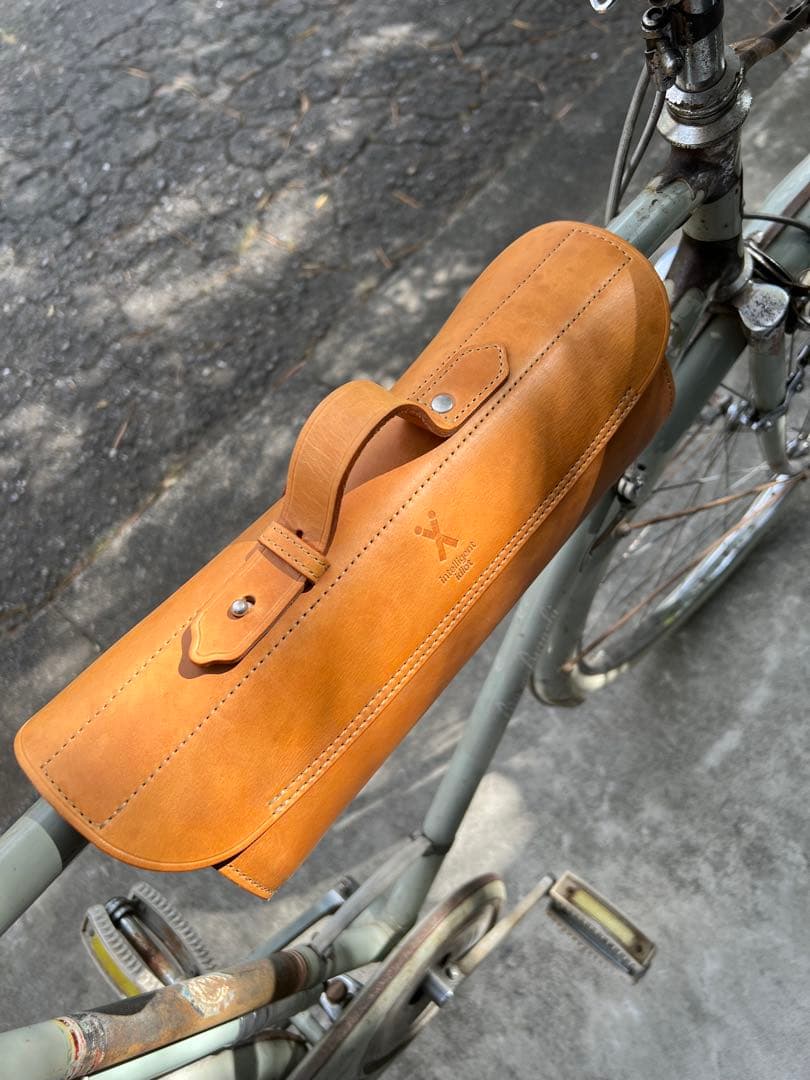 intelligent idiot サドルバッグ トップチューブ用レザーバッグ