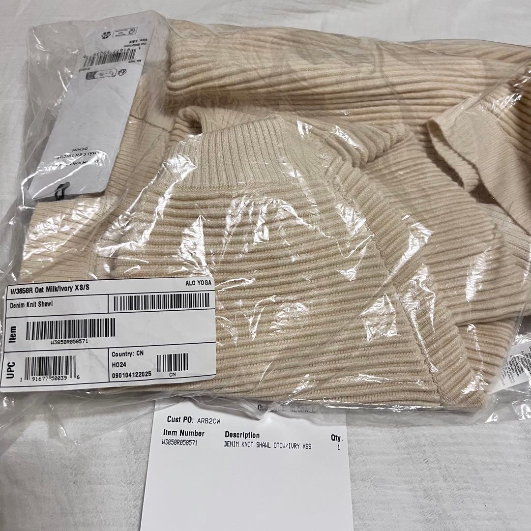 Alo yoga カーディガン　デニムニットショール　アイボリー　白