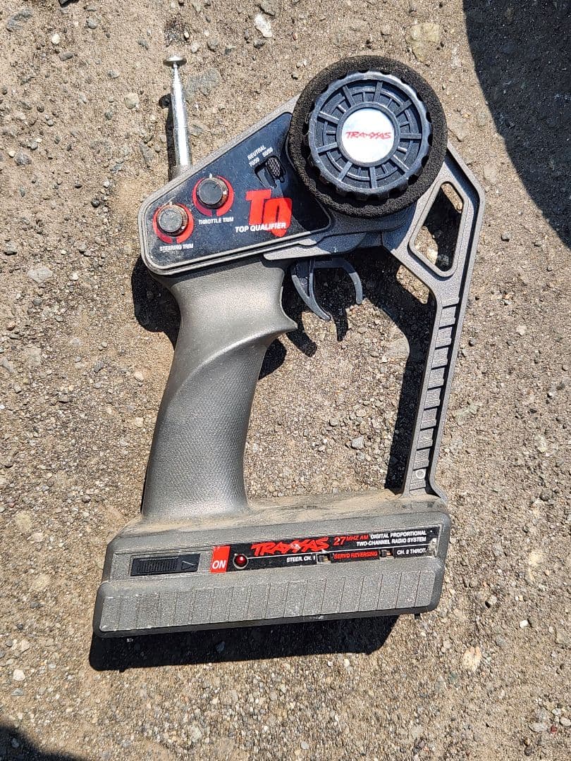 Q*g様 HPI Racing Savage Xl 四輪駆動ラジコンカー