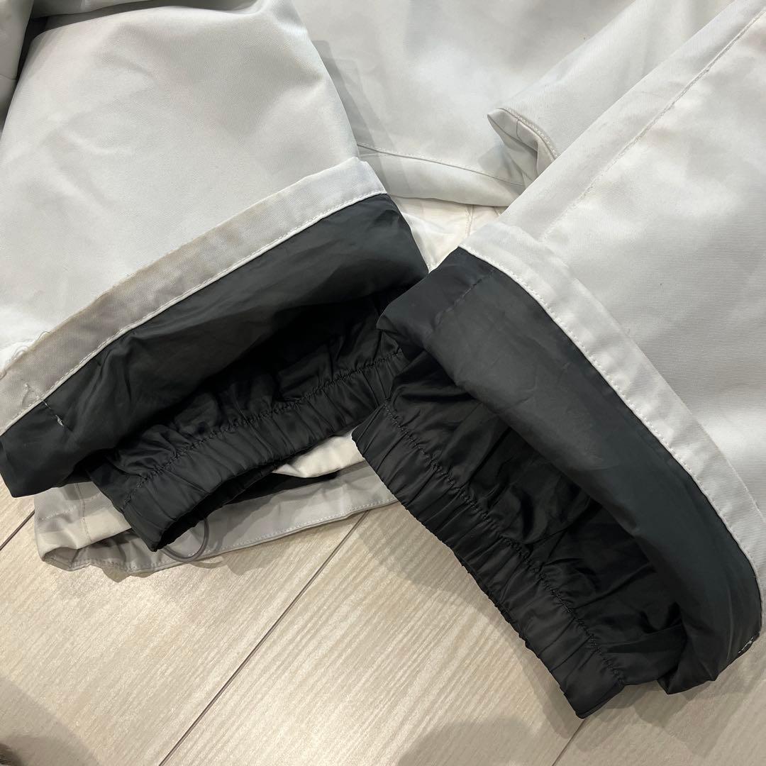 160 エアボーン　スノーボード・スキーウェアセット　白ホワイト調節アジャスター