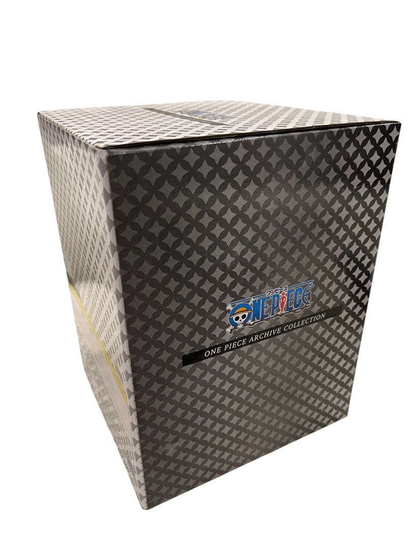 新品未開封　ワンピース　アーカイブコレクション　青雉　クザン　フィギュア