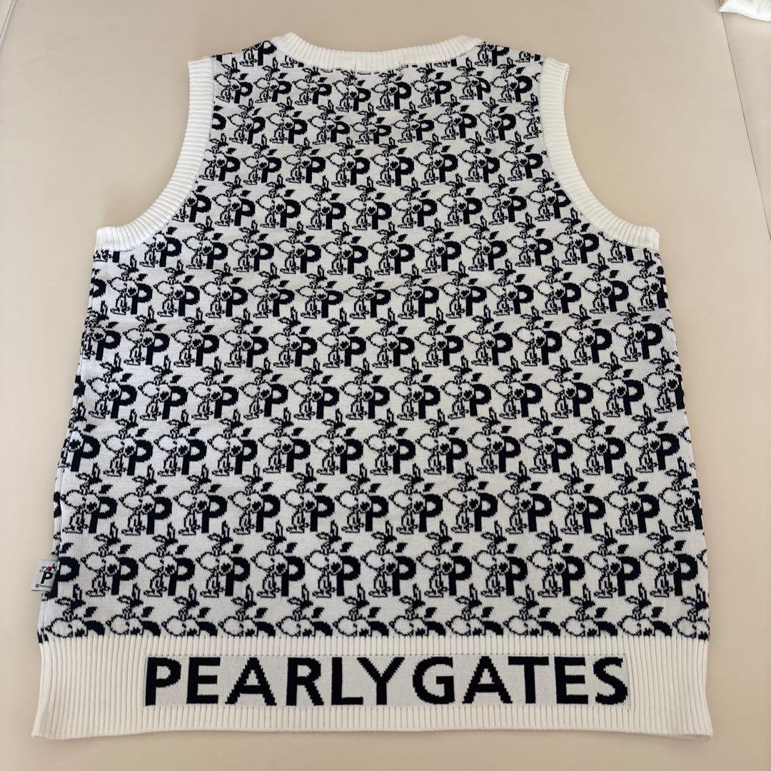 PEARLY GATES Vネックニットベスト　スヌーピー