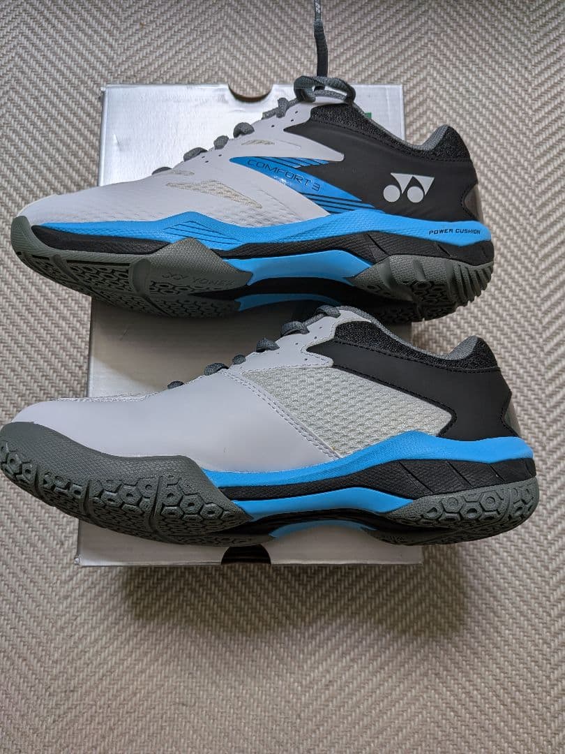 YONEX　バドミントンシューズ　SHBCF3W　24.5cm