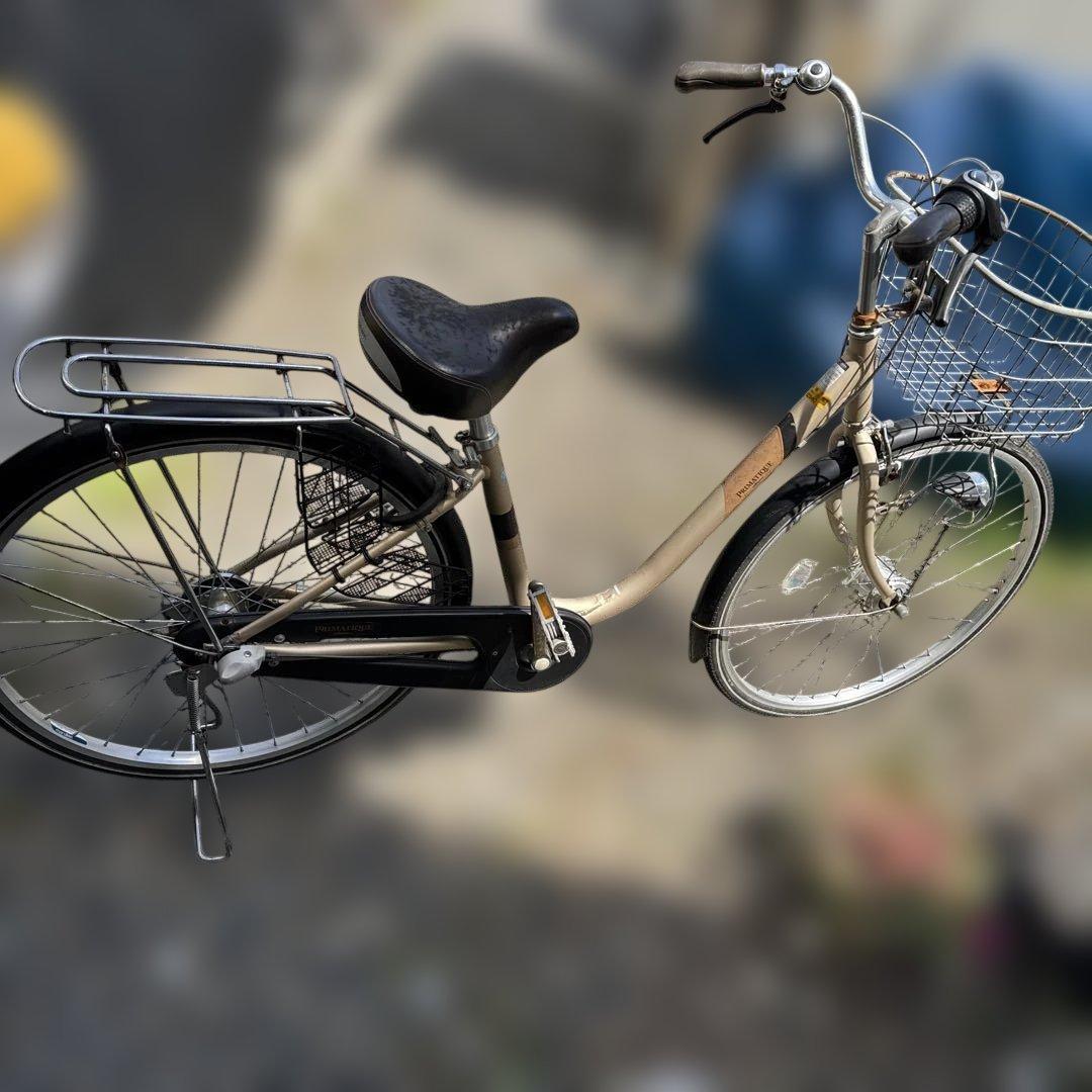 シティサイクル ベージュ 前面バスケット付き　マルキン　3段ギア付き