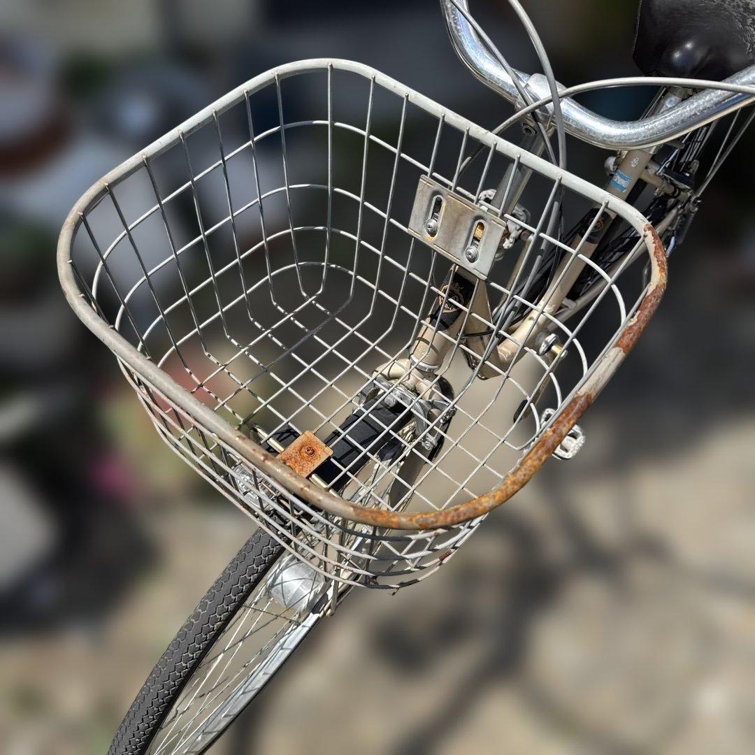 シティサイクル ベージュ 前面バスケット付き　マルキン　3段ギア付き