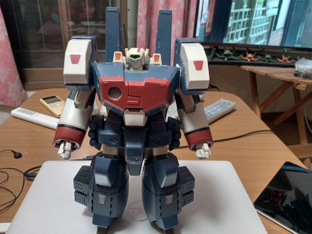 やまと マクロス アーマードバルキリー1/48のやつ