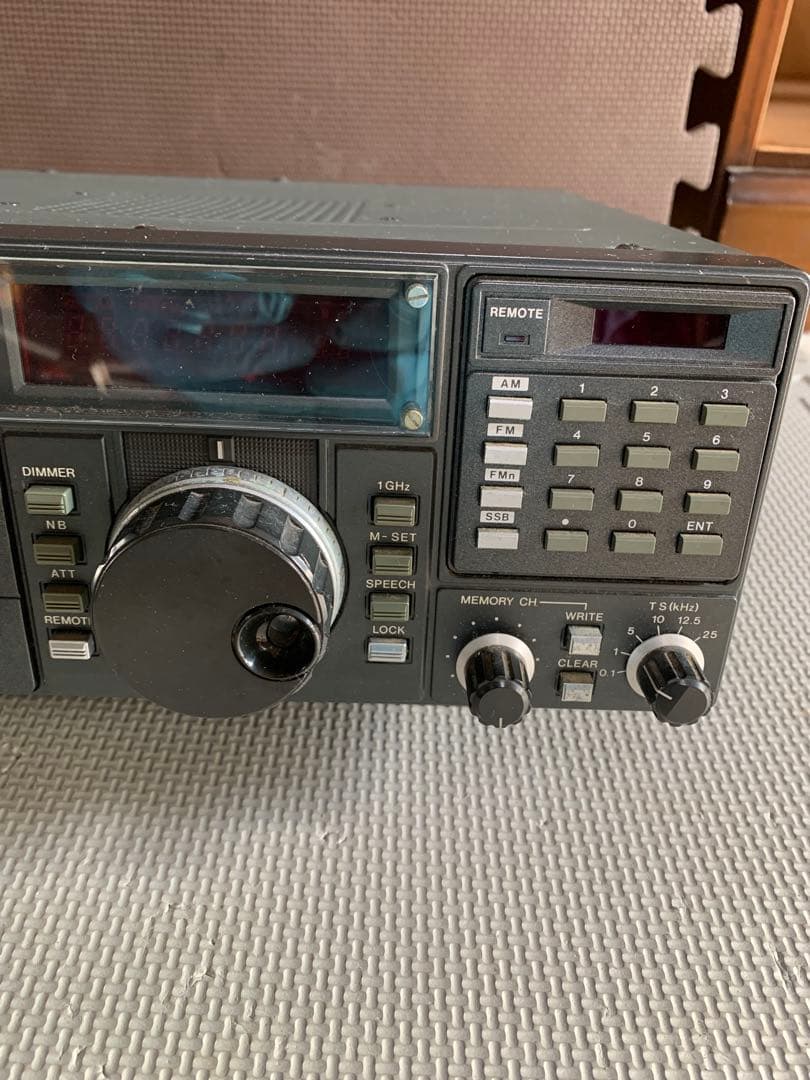 動作未確認　ICOM IC-R7000　 広帯域受信機