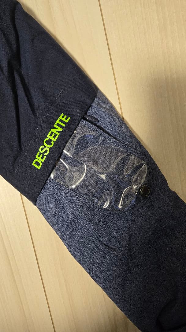 DESCENTE スノボウェア 上下セット