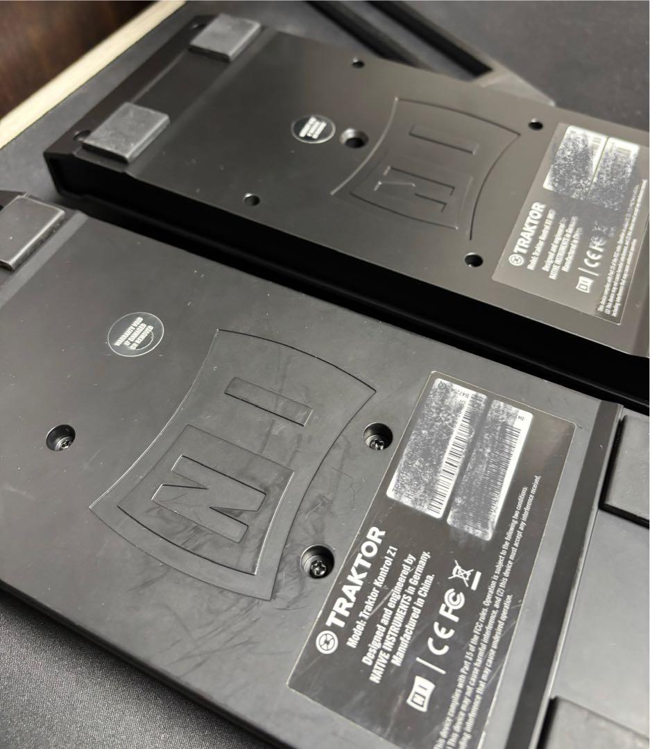 TRAKTOR KONTROL Z1, X1 Mk2, スタンドセット