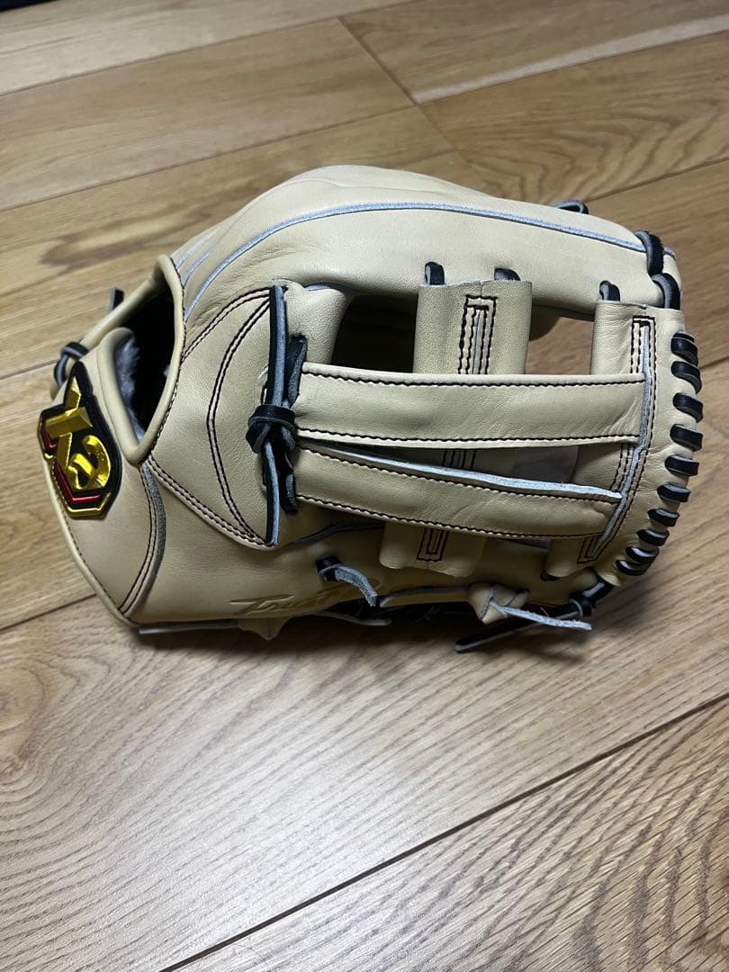 週末セール！　Xanax トラスト軟式内野手用