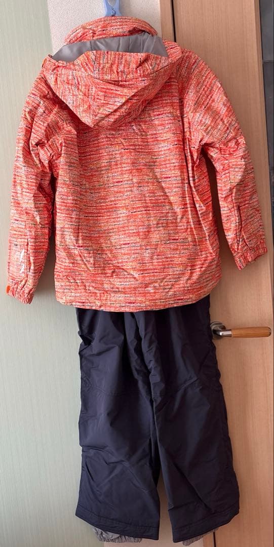 美品　デサント　スキーウェア 150 クリーニング済み