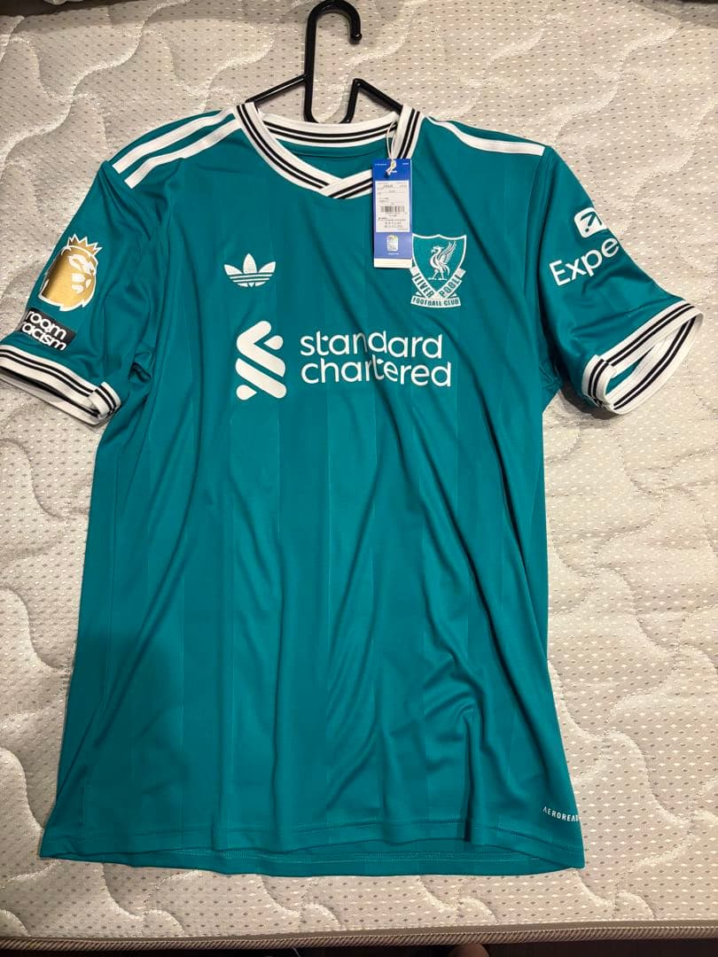 リバプール　サード　ユニフォーム　イサク　フルパッチ　正規品　2XL