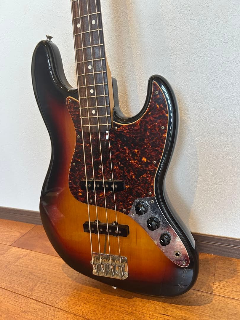 Fender JAZZ BASS エレキベース