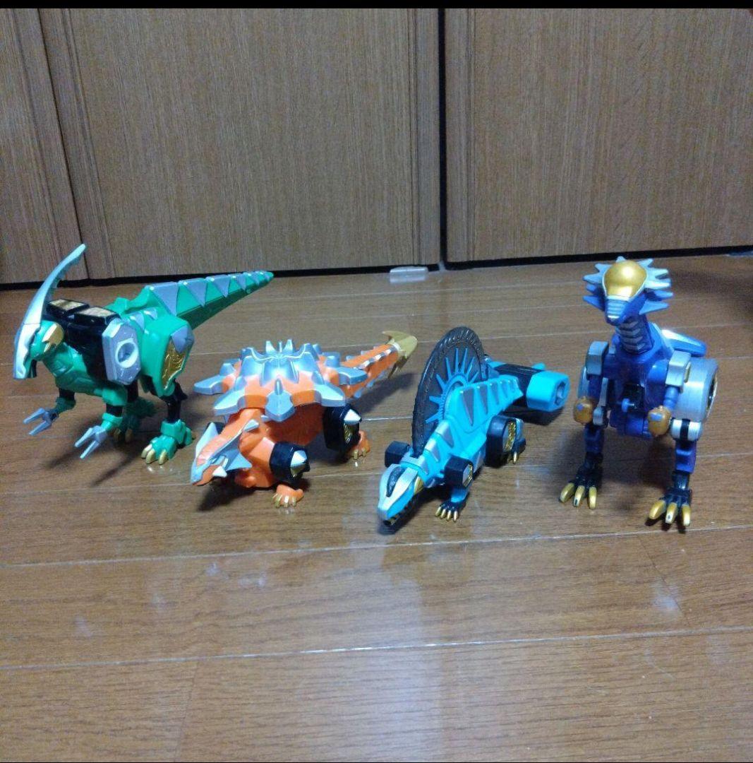 【あーい】爆竜戦隊アバレンジャー　ロボット　まとめ売り　ジャンクあり