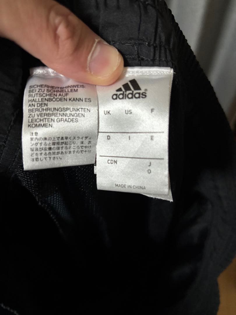 アディダス レアルマドリード チャンピオンズリーグ ウィンドブレーカー上下セット