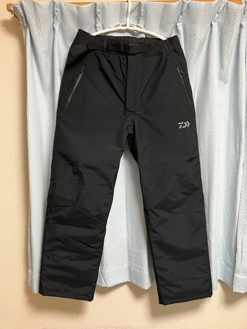 新品未使用 ダイワ ウィンタースーツ DW-1924 サイズM