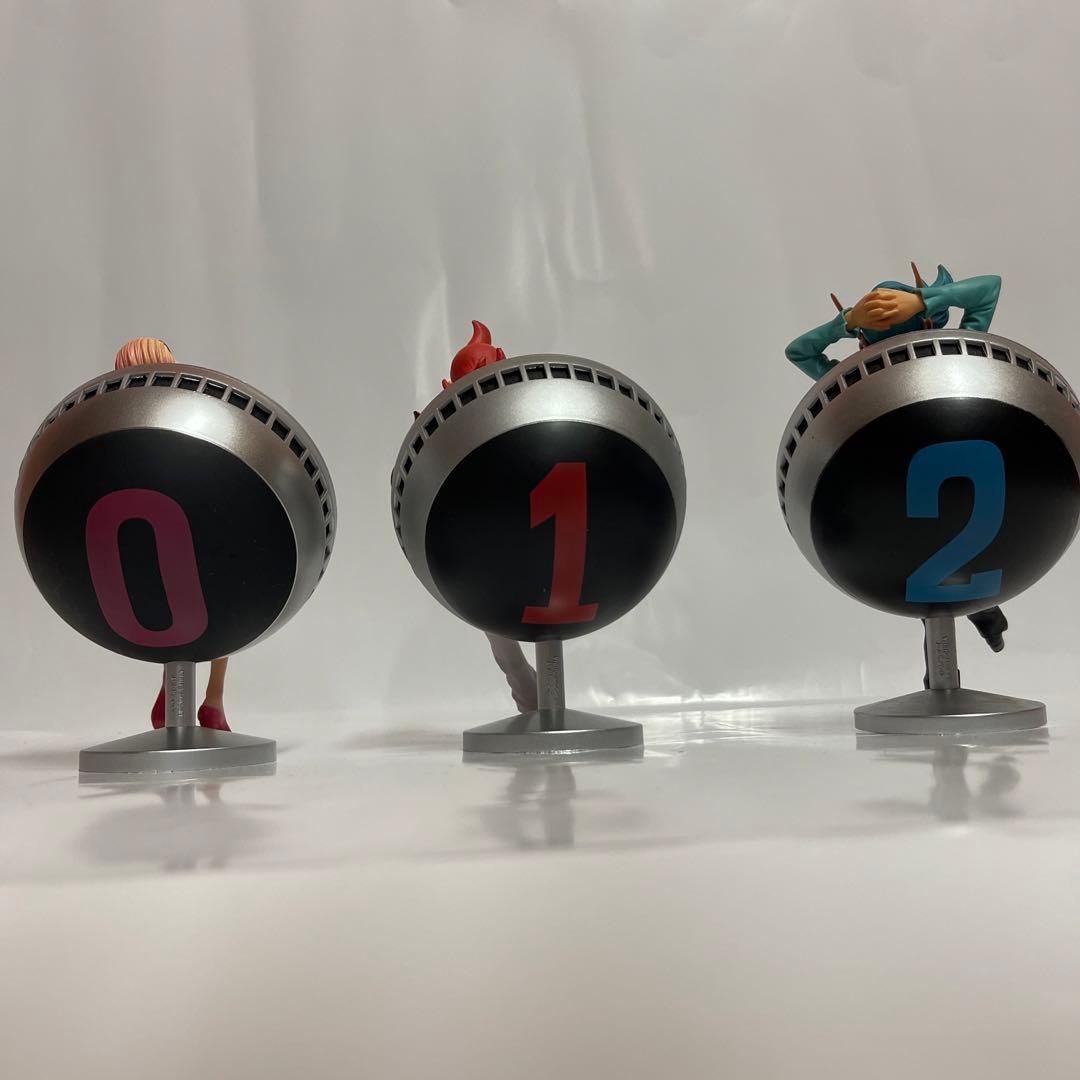 ワンピース vinsmoke family ヴィンスモークファミリーフィギュア