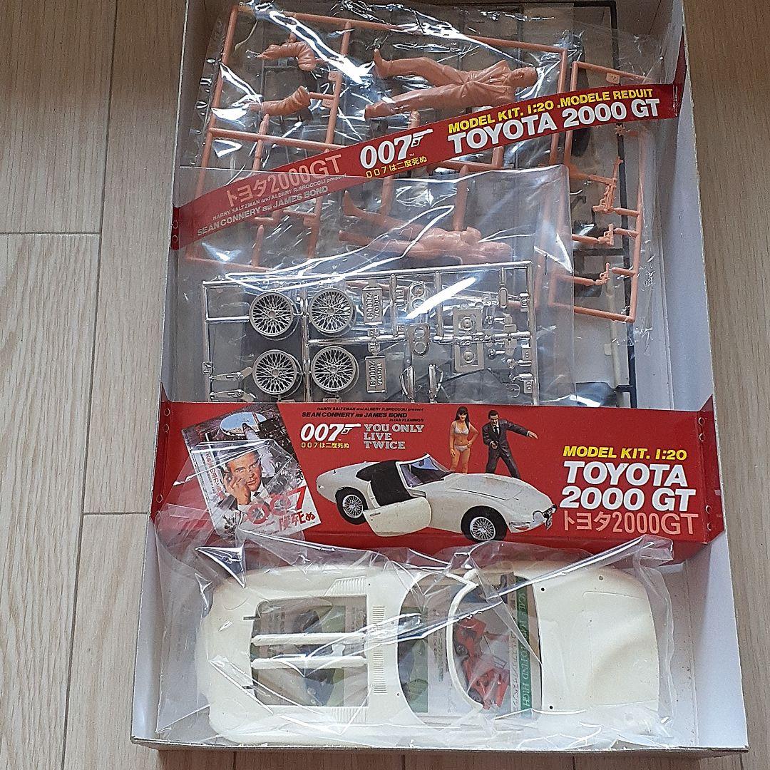 007 プラモデル　TOYOTA　2000GT
