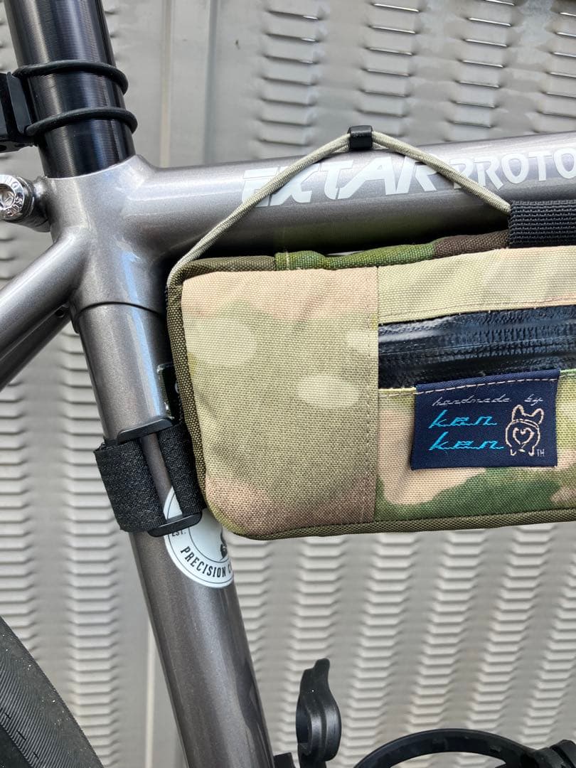 ハンドメイドフレームバッグ　X-PAC マルチカム/トロピック43cm