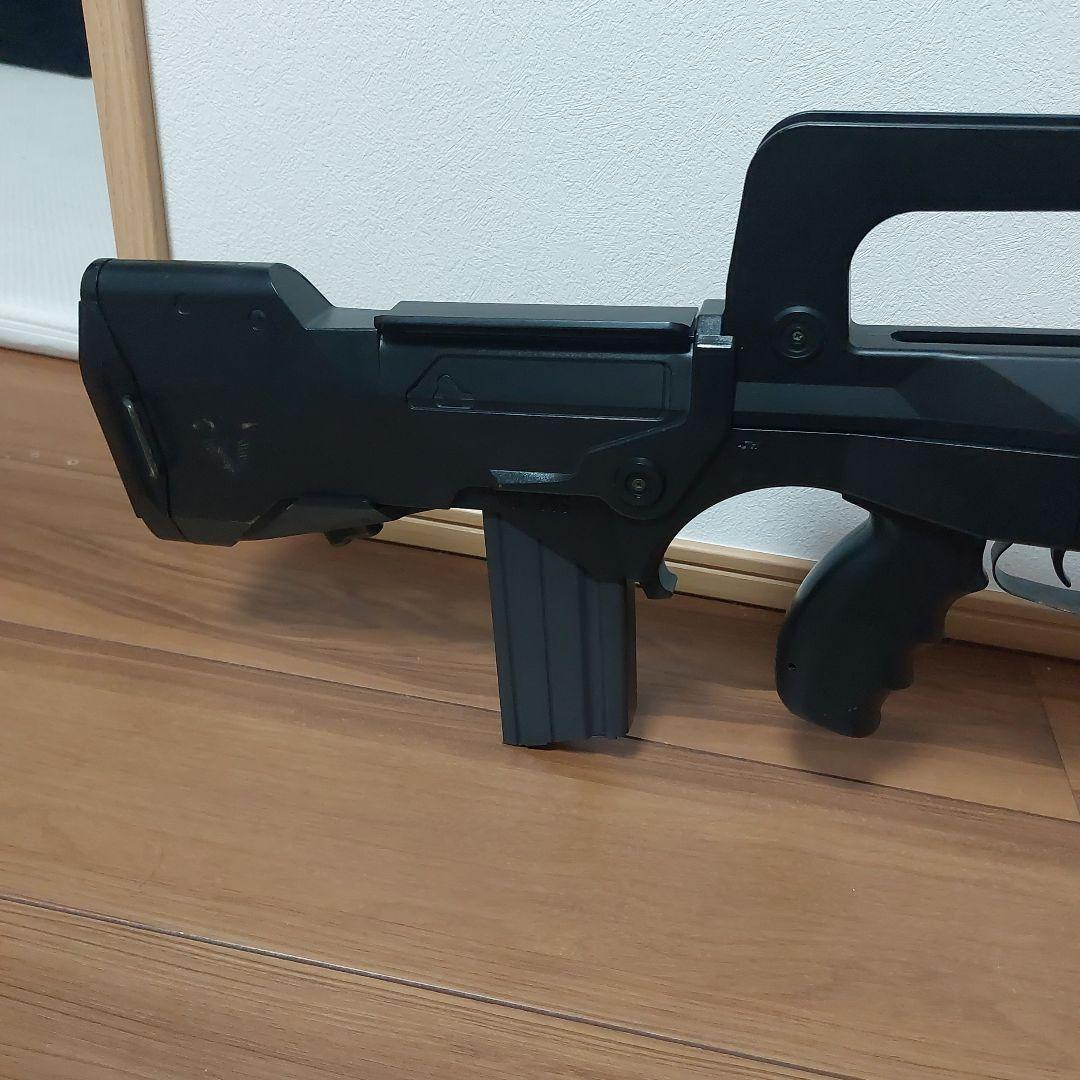 東京マルイ 電動ガン FA-MAS バッテリーと充電器付き