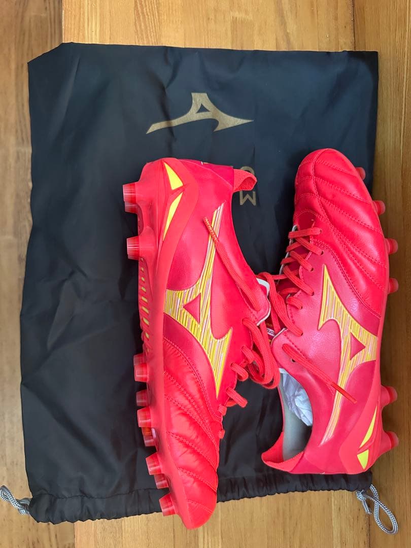 モレリアネオ4 サッカー　スパイク サイズ26cm