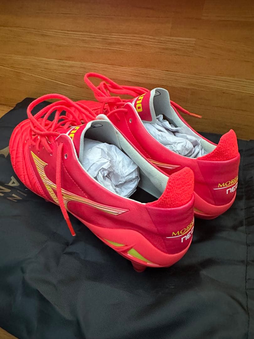 モレリアネオ4 サッカー　スパイク サイズ26cm