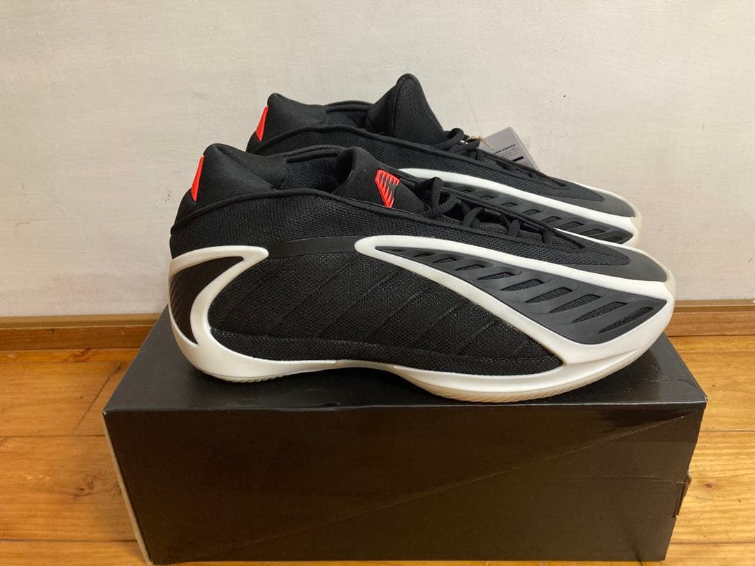 adidas JS3508 バスケットボールシューズ