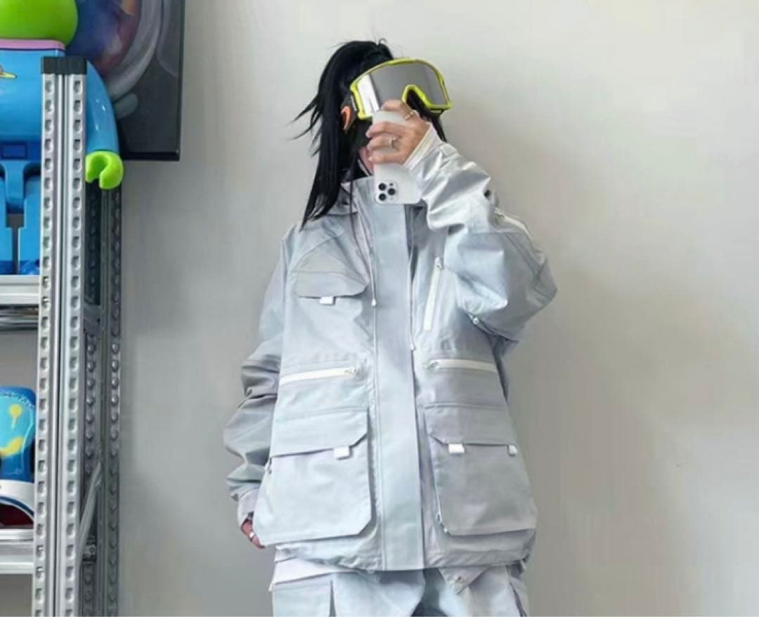 【新品未使用】スノーボードウェア　上下セット