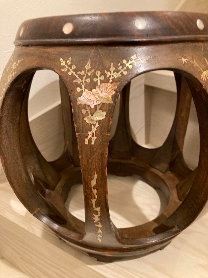 螺鈿象嵌花台　スツール　置台 中国美術　螺鈿細工 丸椅子 腰掛け