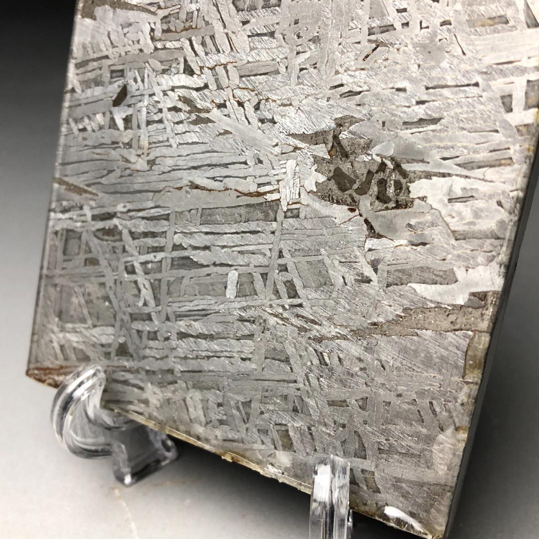 アルタイ隕石　 鉄隕石　メテオライト鉄隕石　原石　重さ約269ｇ