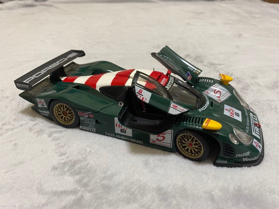 ミニカー Maisto PORSCHE 911 GT1 (1998) 1/18
