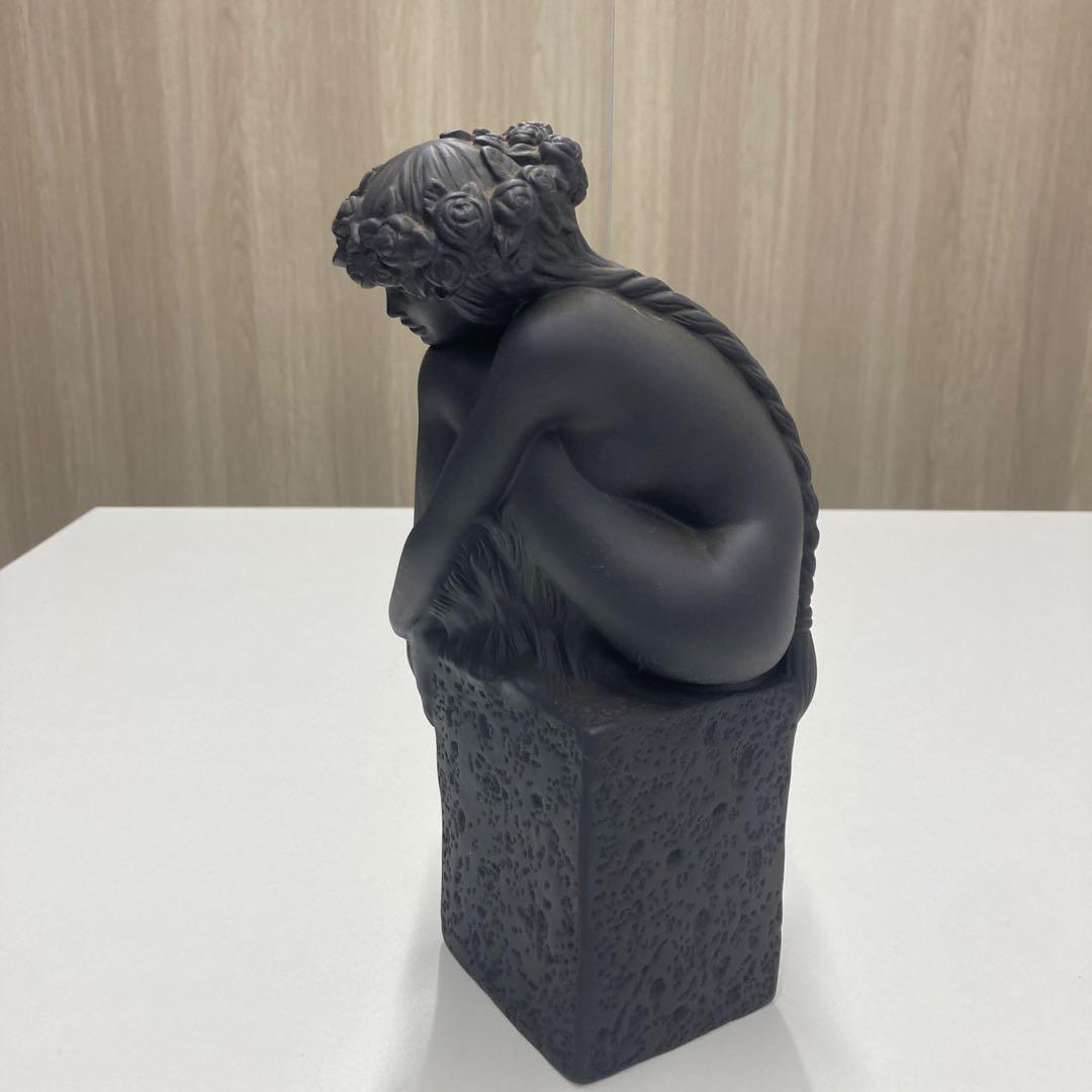 ロイヤルコペンハーゲンVirgo フィギュリン