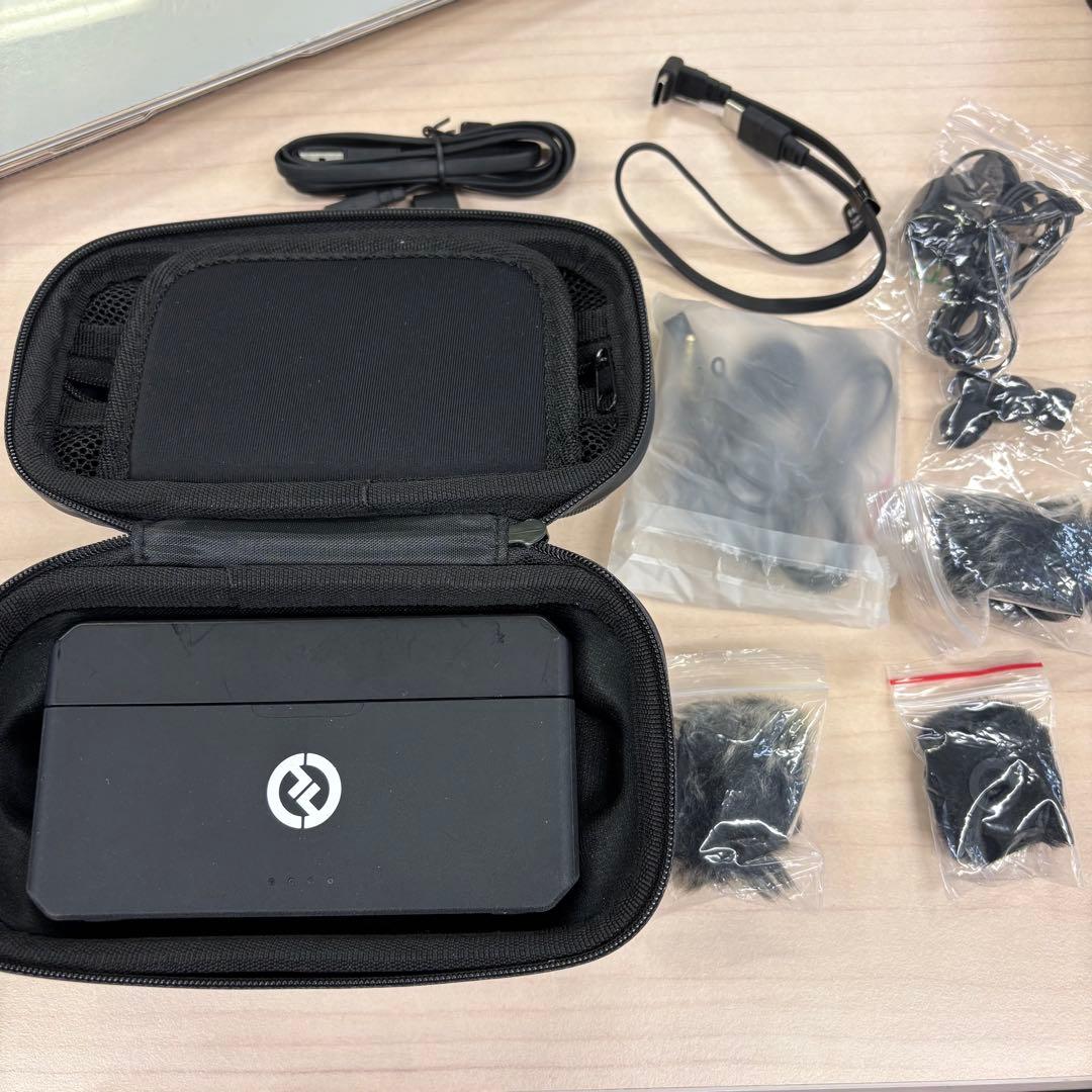 HOLLYLAND LARK MAX DUO ペンダントワイヤレスマイク