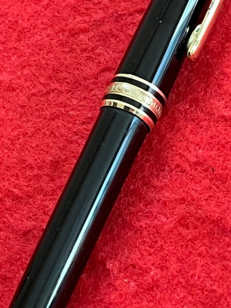 モンブランボールペン マイスターシュテュック 164 リフィル新品＋もう一本付‼️