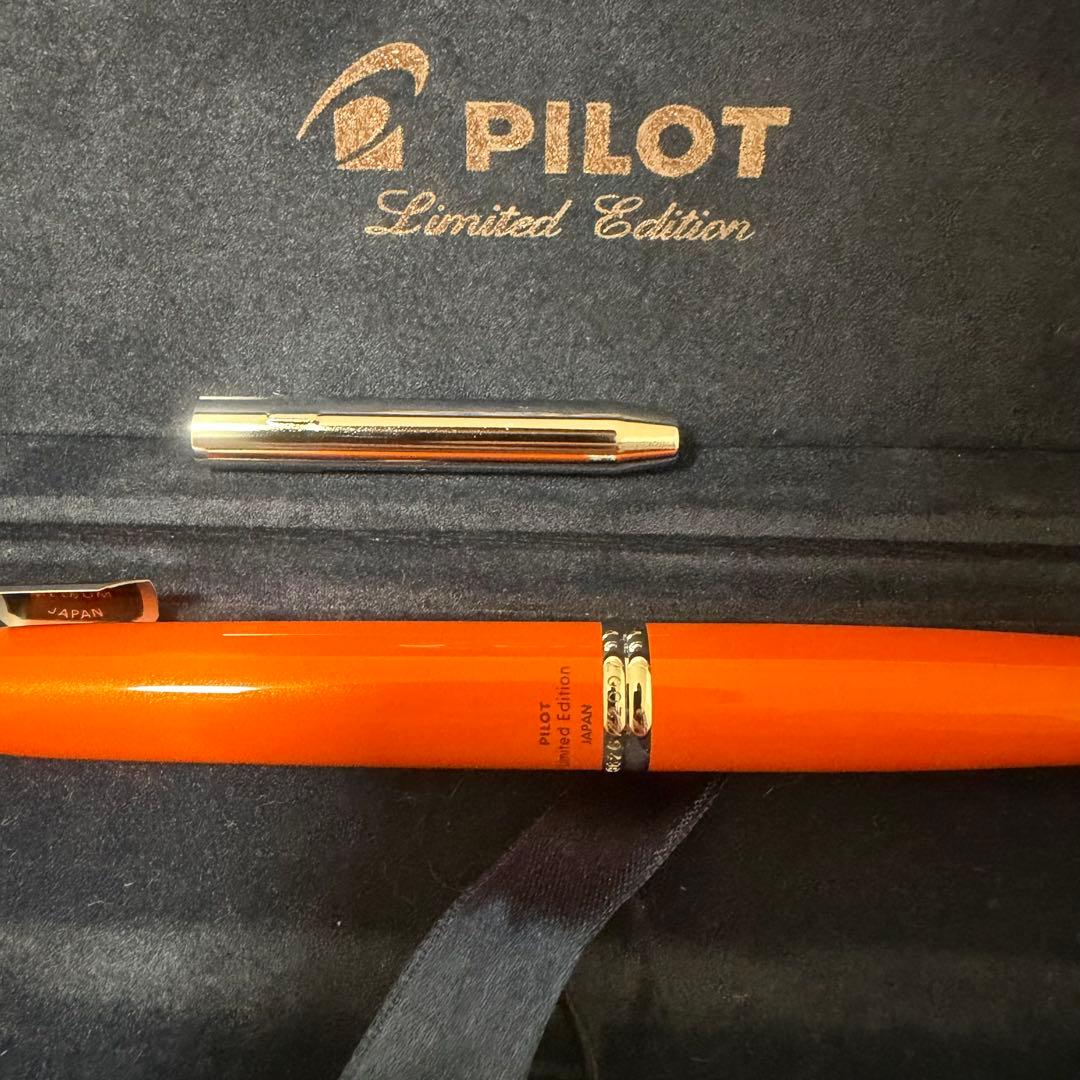 パイロット キャップレス 2007限定 オレンジ 万年筆