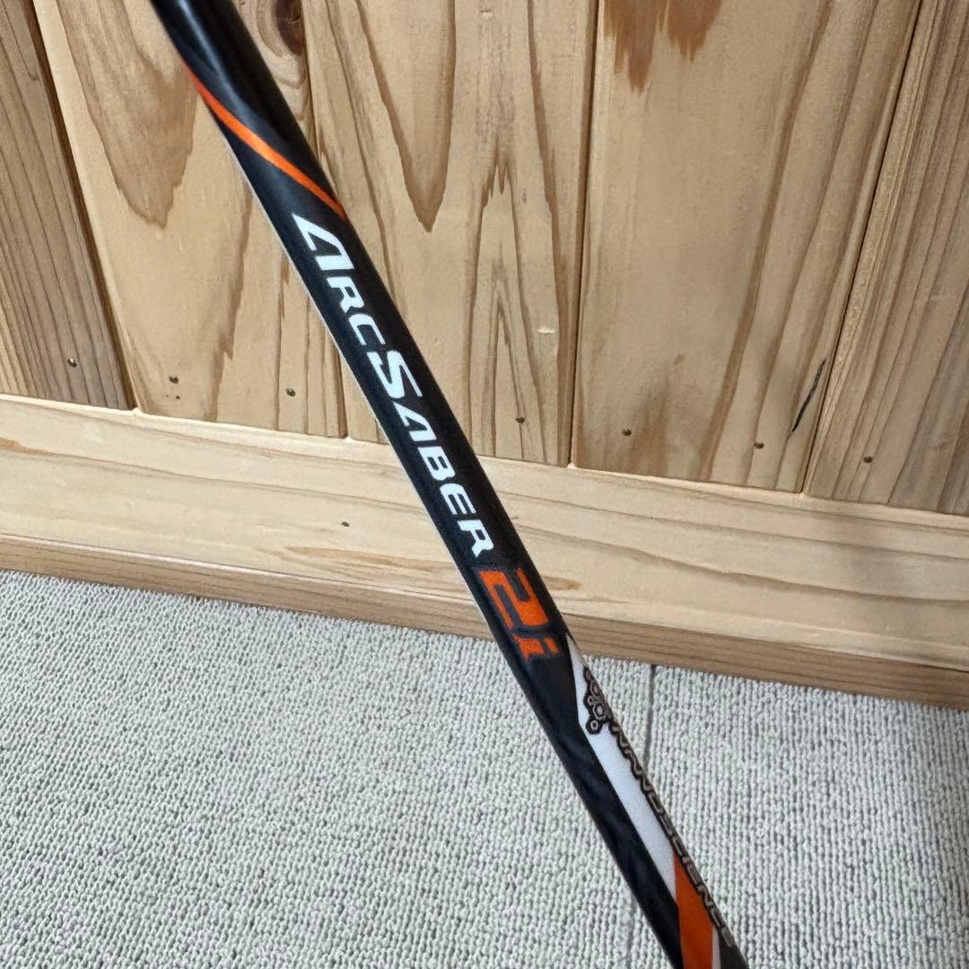 【極美品】YONEX アークセイバー2i 3UG5 ヨネックス　バトミントン