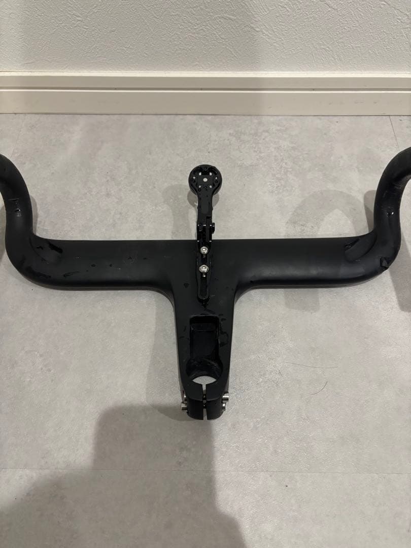 ロードバイク　一体型ハンドル　カーボン