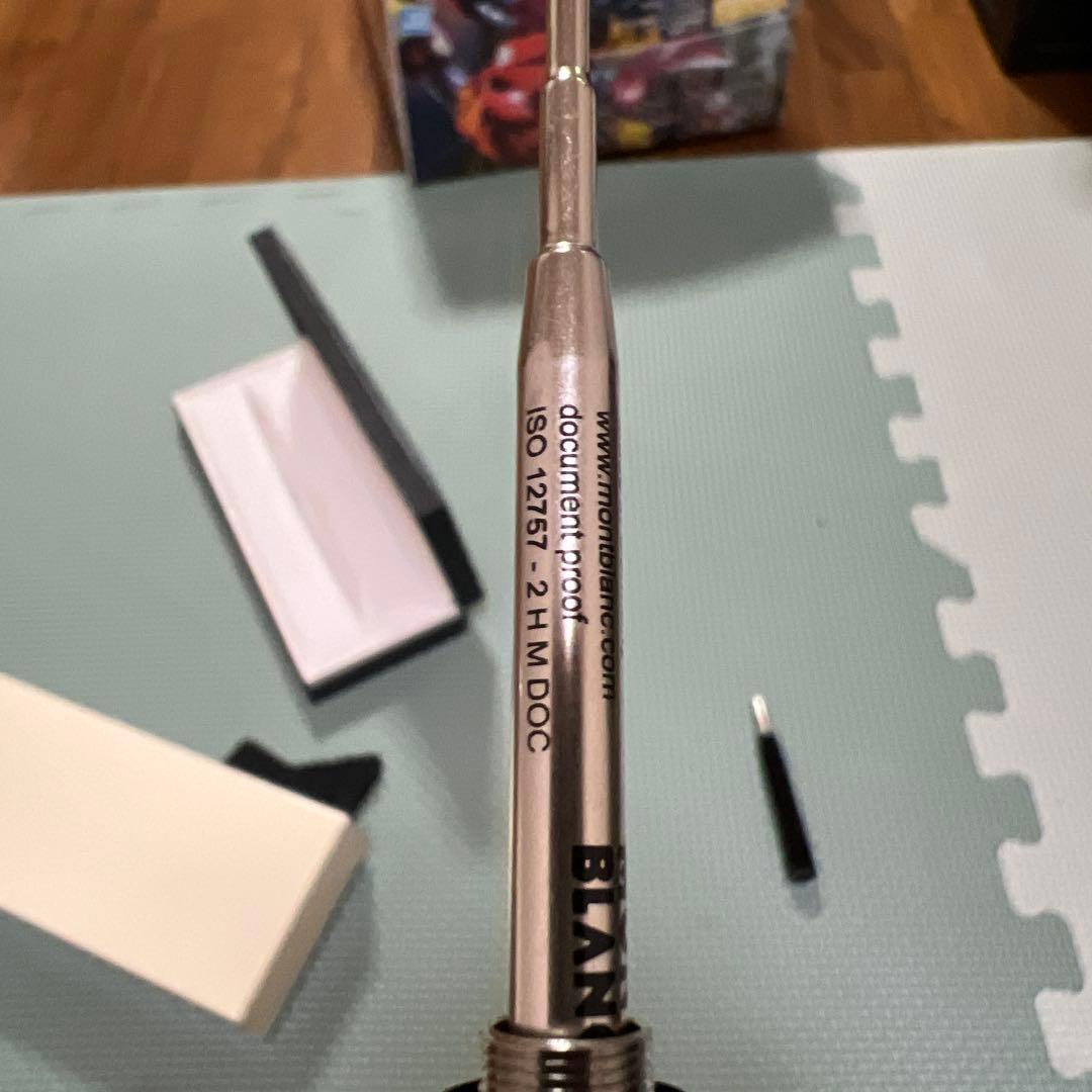 モンブラン　マイスターシュテュック　プラチナ　ミッドサイズボールペン