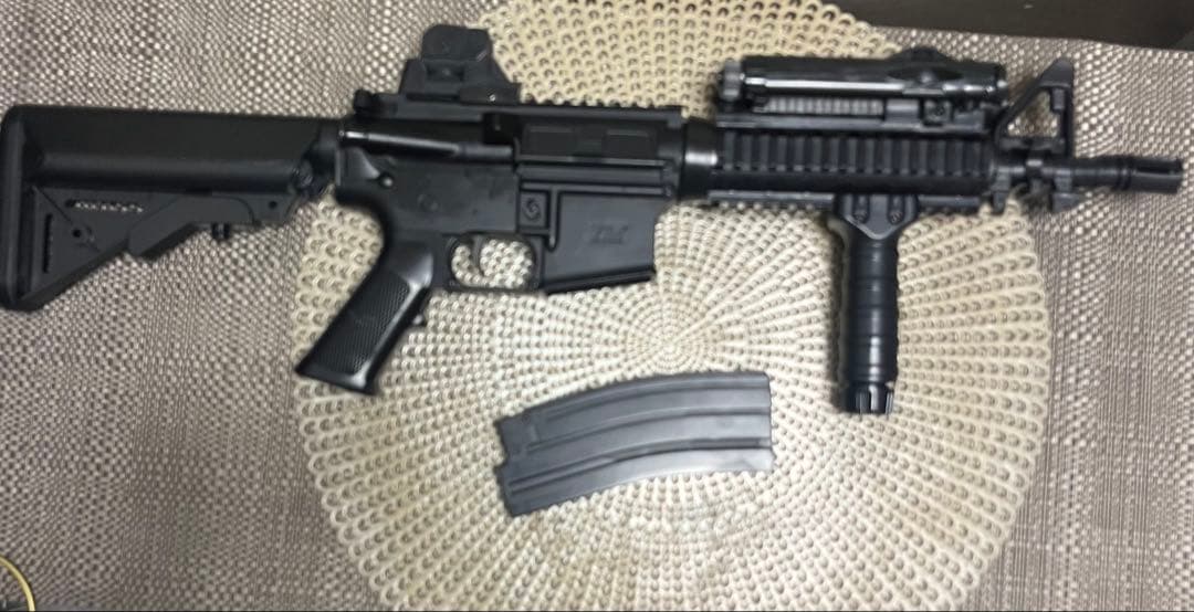 美品　東京マルイ カスタム品　SOPMOD M4 化粧箱　予備マガジン付き